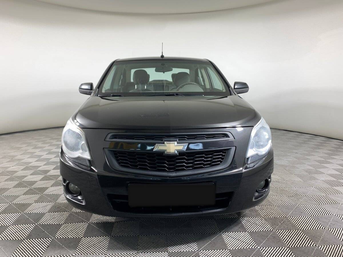 Chevrolet Cobalt с пробегом — 2013 год. Фото: #1