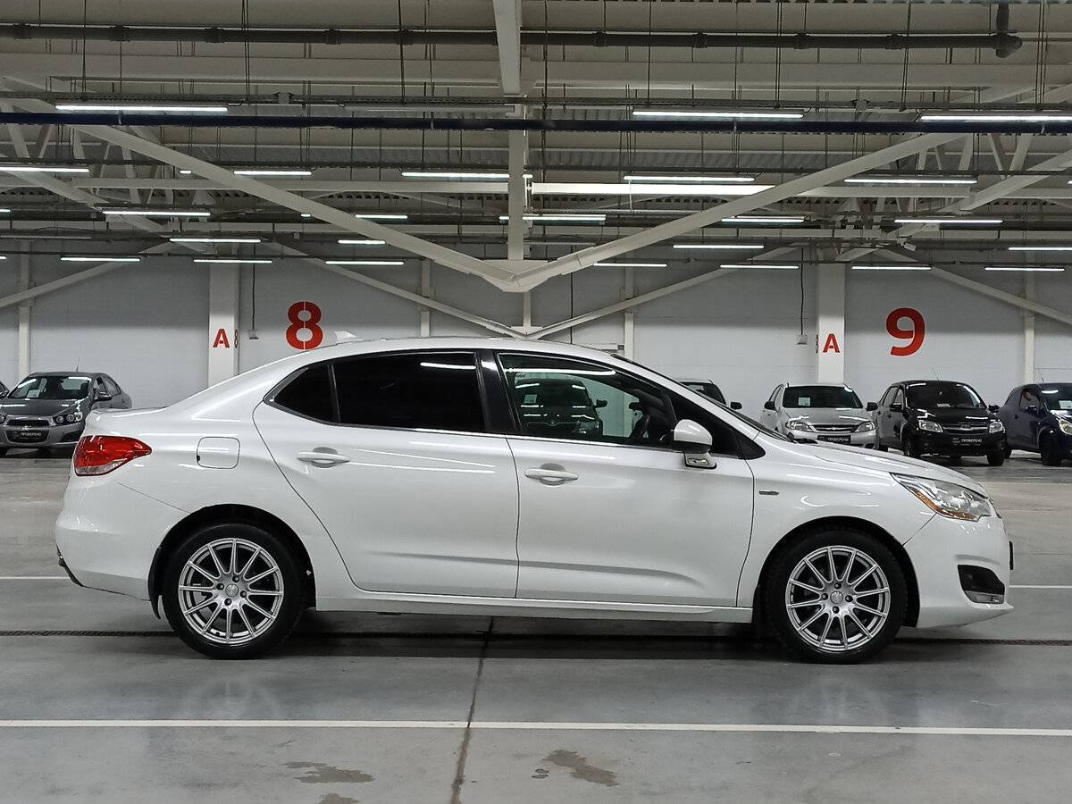 Citroen C4 с пробегом — 2013 год. Фото: #3