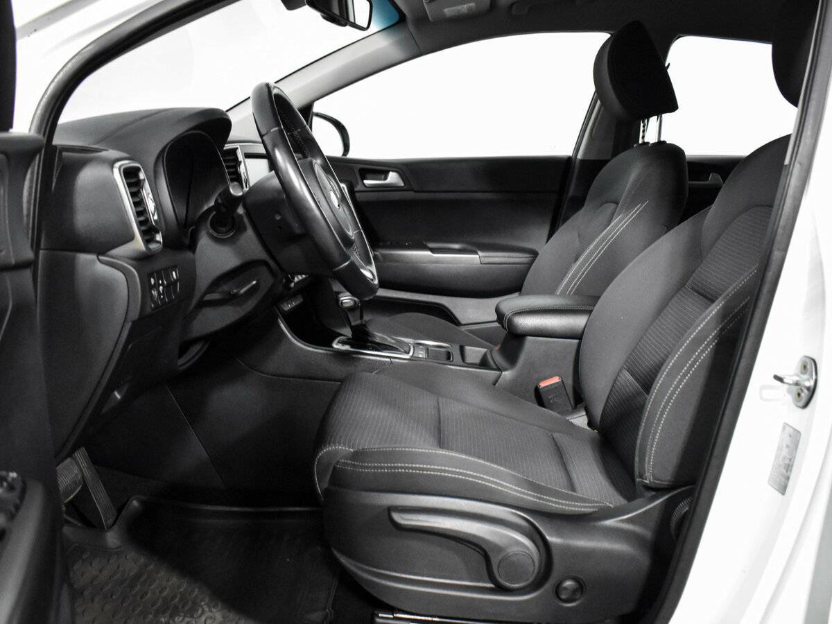 Kia Sportage с пробегом — 2016 год. Фото: #9