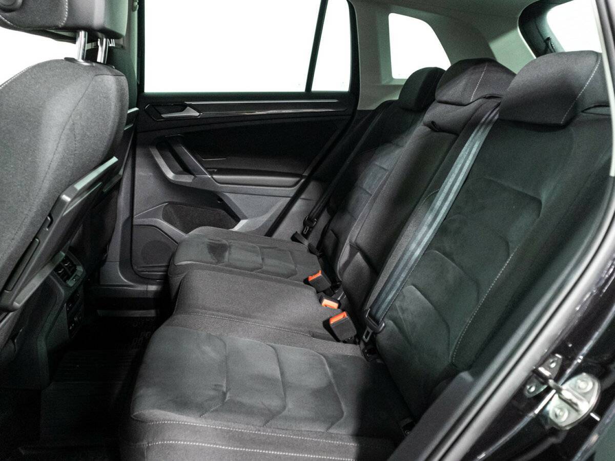 Volkswagen Tiguan с пробегом — 2018 год. Фото: #9