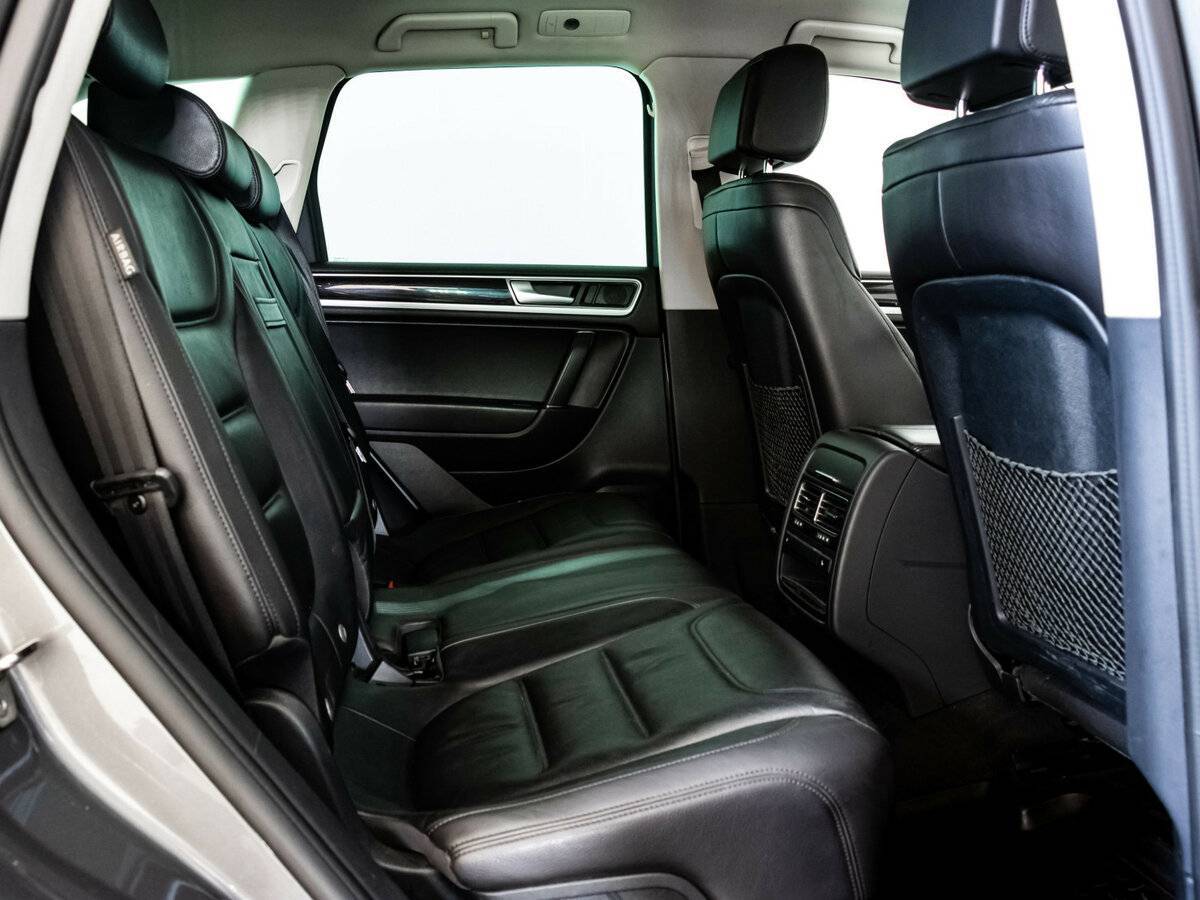 Volkswagen Touareg с пробегом — 2016 год. Фото: #14