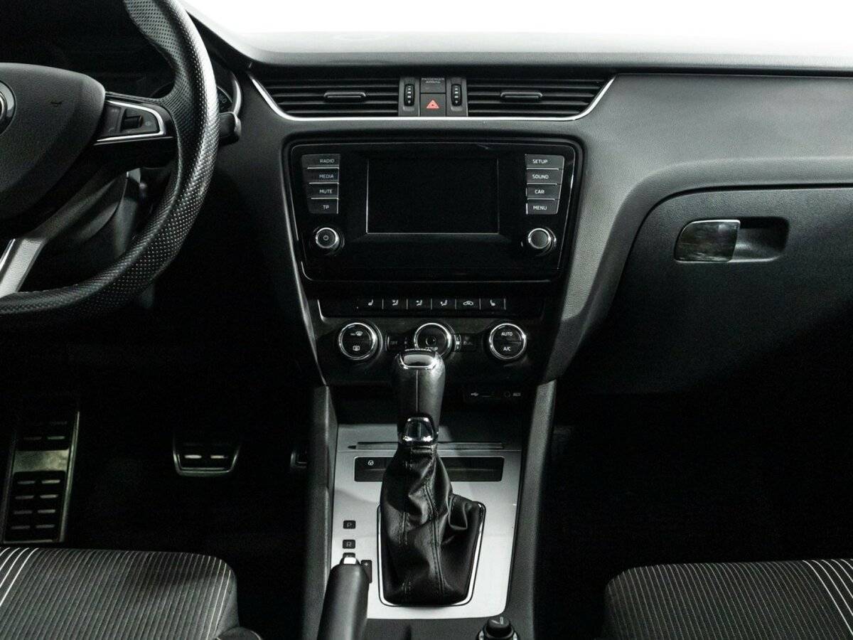 Skoda Octavia с пробегом — 2013 год. Фото: #13