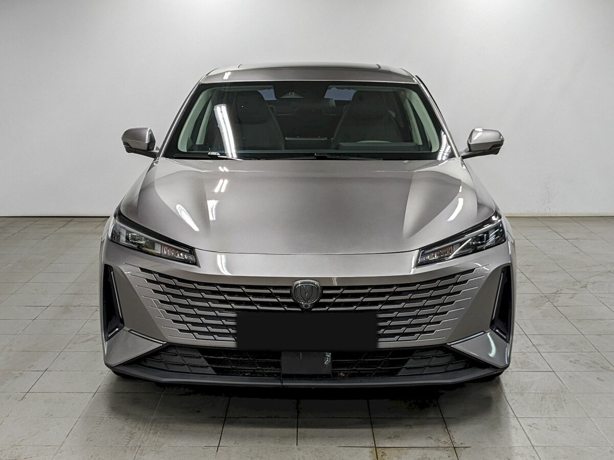 Changan Lamore с пробегом — 2023 год. Фото: #1