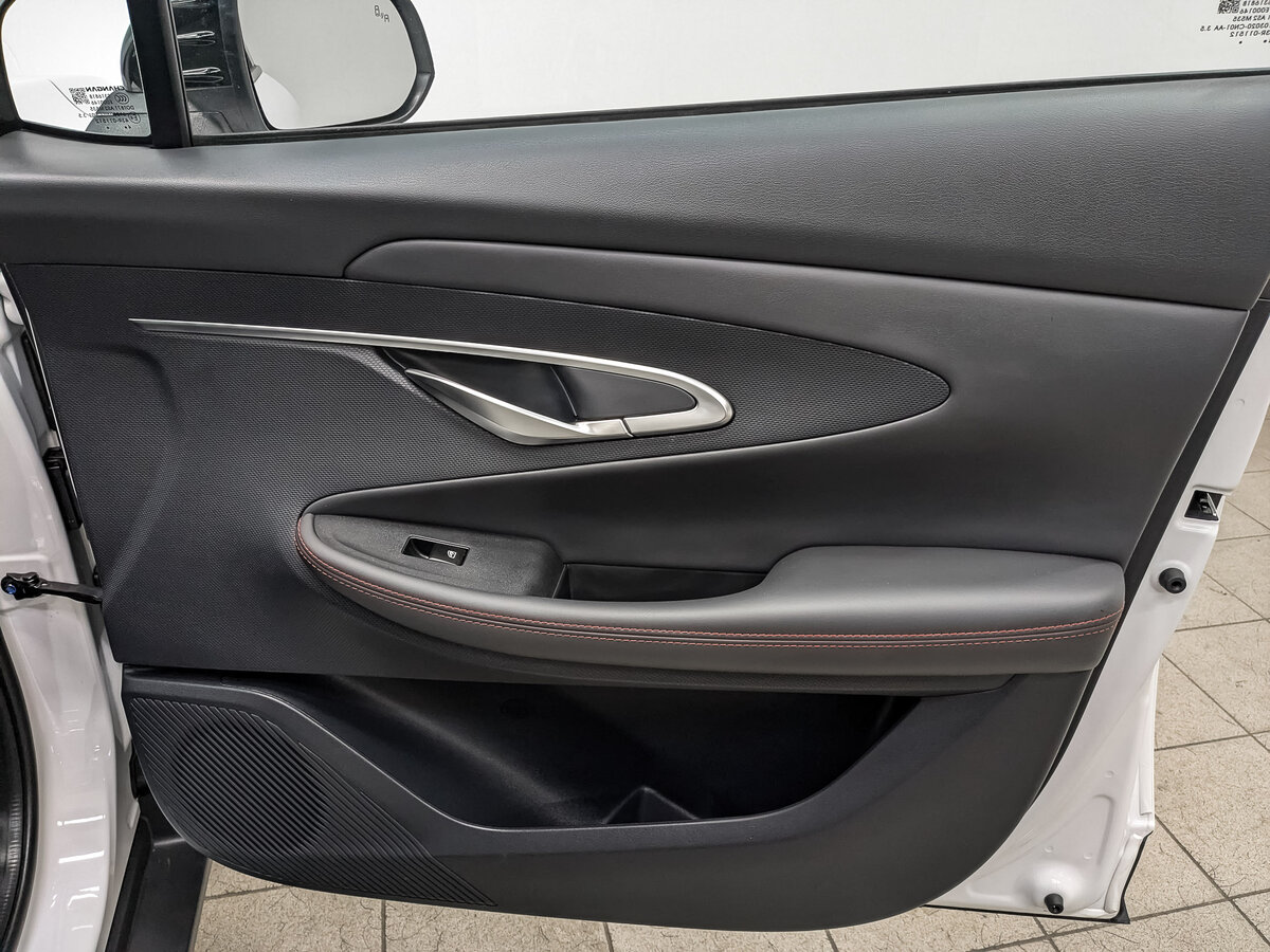 Changan UNI-T с пробегом — 2024 год. Фото: #21