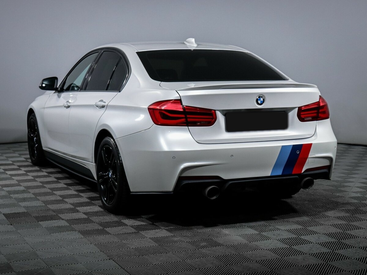 BMW 3 серии с пробегом — 2016 год. Фото: #5