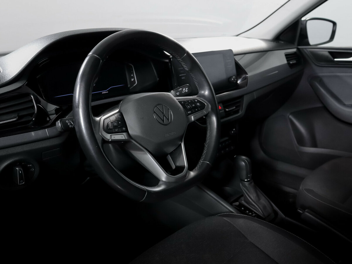 Volkswagen Polo с пробегом — 2020 год. Фото: #9