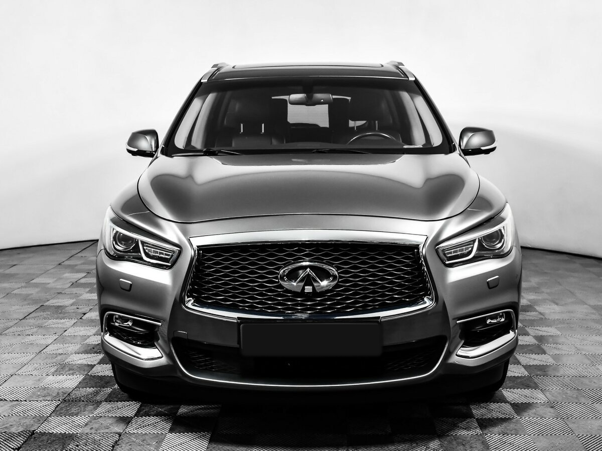 Infiniti QX60 с пробегом — 2018 год. Фото: #1