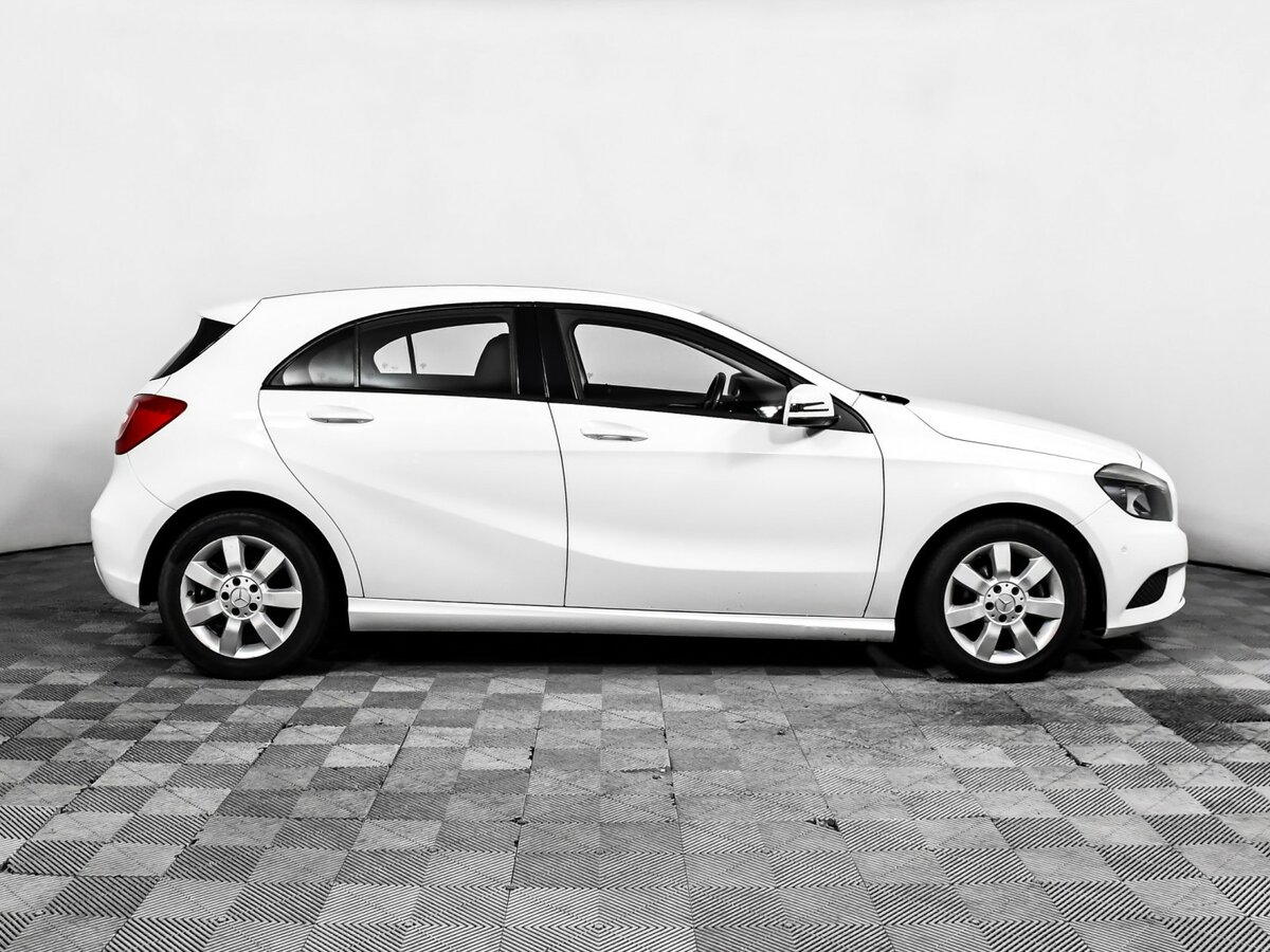 Mercedes-Benz A-Класс с пробегом — 2013 год. Фото: #3