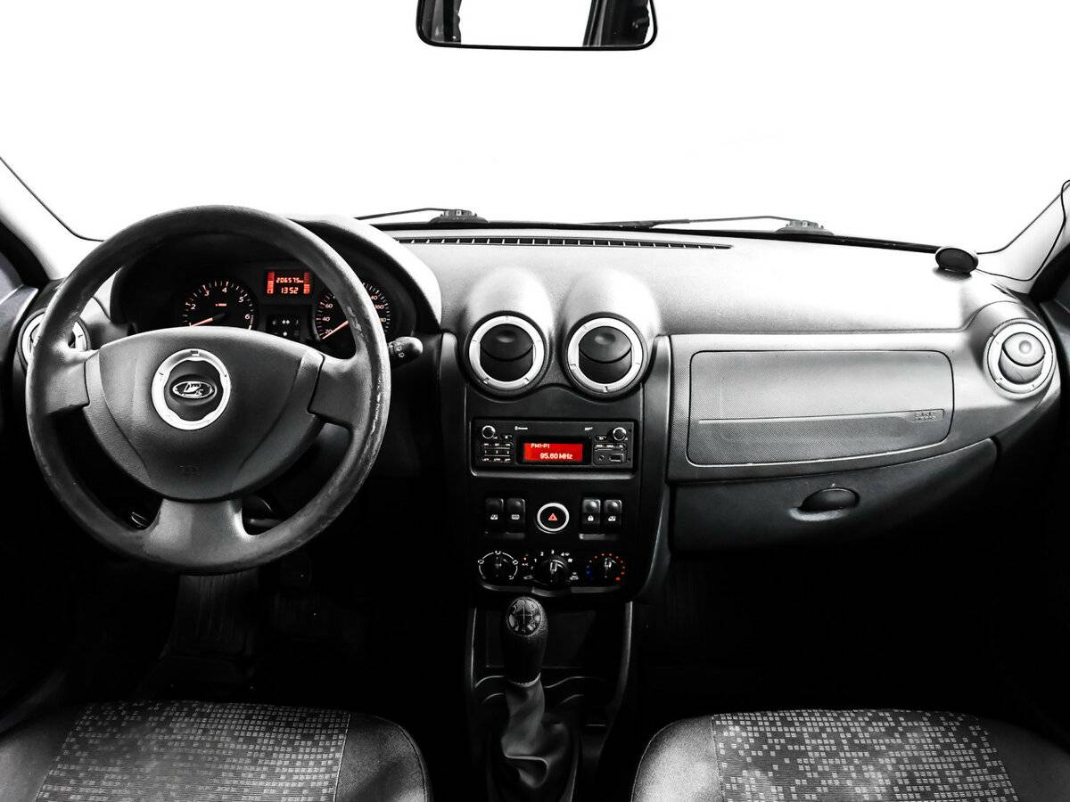 Lada (ВАЗ) Largus с пробегом — 2020 год. Фото: #7