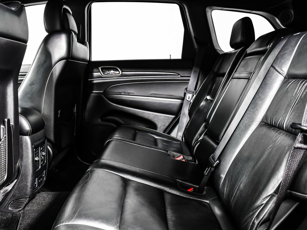 Jeep Grand Cherokee с пробегом — 2013 год. Фото: #9