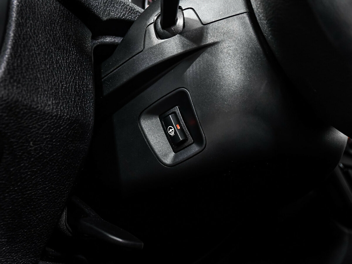 BMW 3 серии с пробегом — 2013 год. Фото: #12