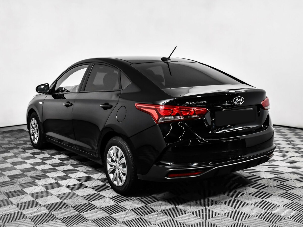 Hyundai Solaris с пробегом — 2021 год. Фото: #6