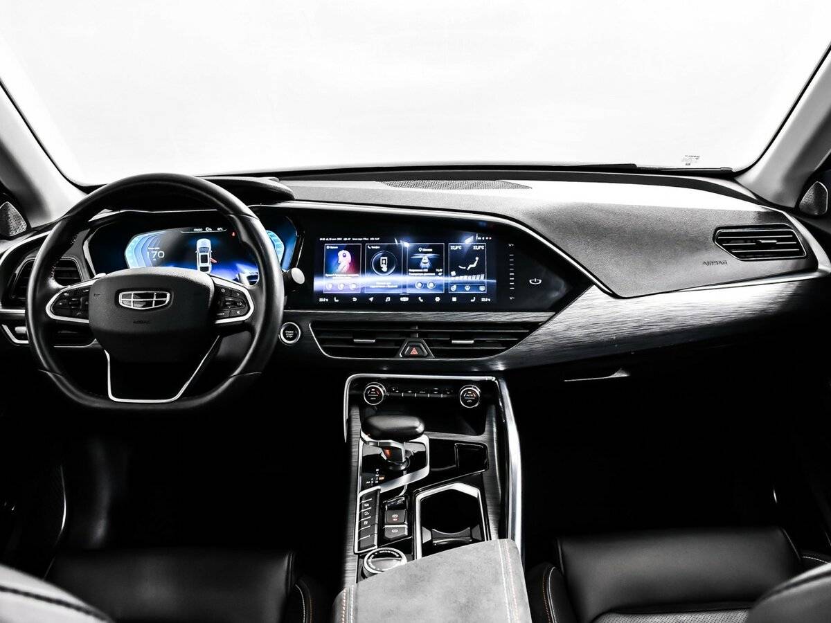 Geely Tugella с пробегом — 2022 год. Фото: #8