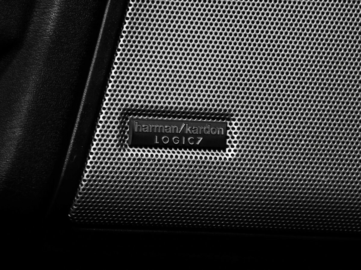 Land Rover Discovery с пробегом — 2013 год. Фото: #16