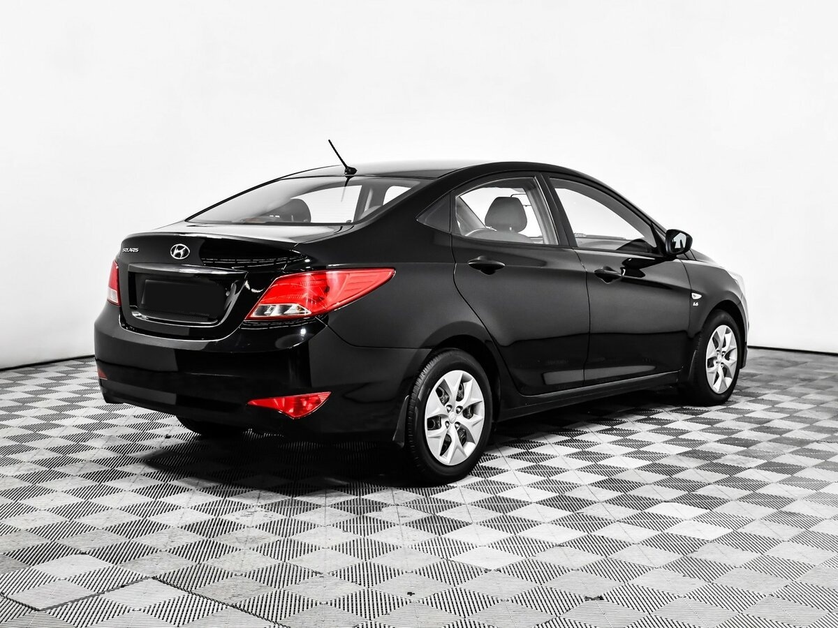 Hyundai Solaris с пробегом — 2016 год. Фото: #3