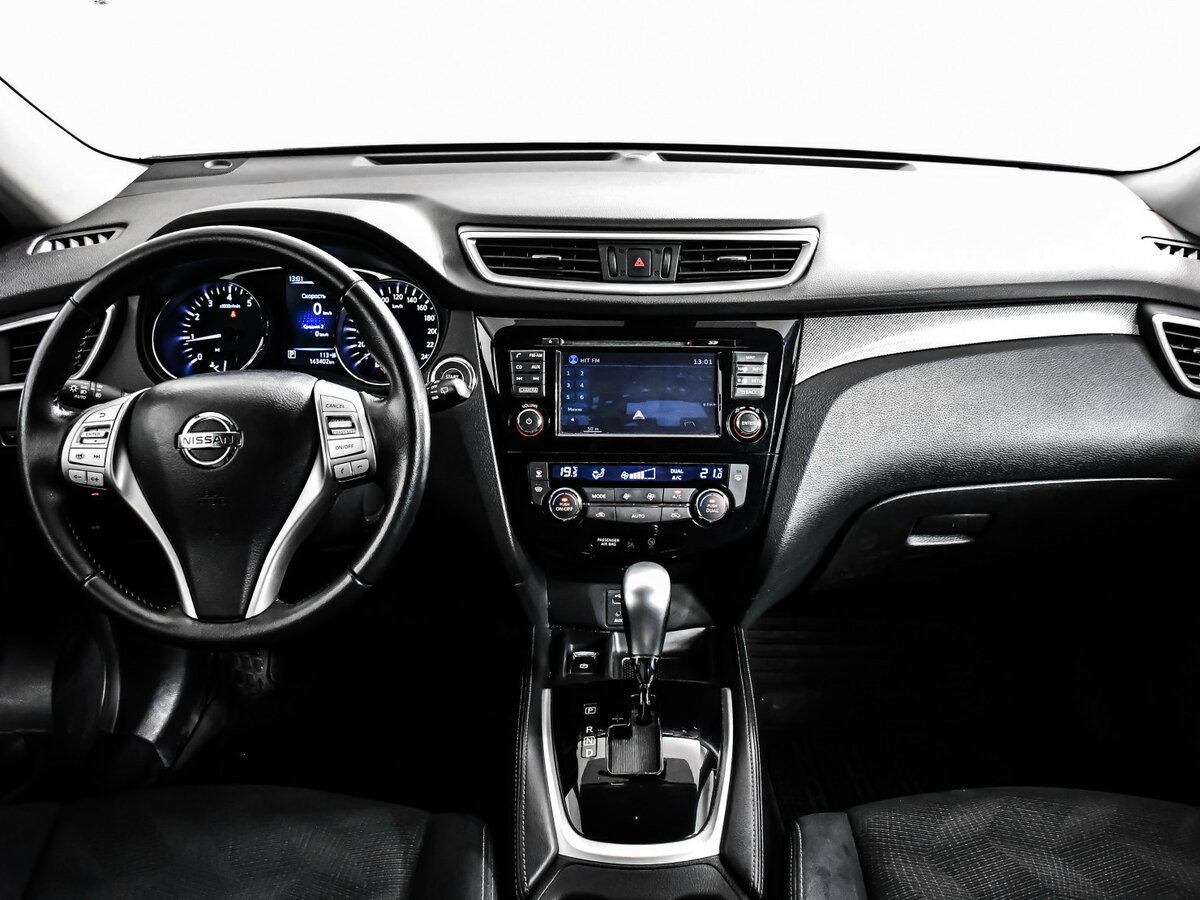 Nissan X-Trail с пробегом — 2015 год. Фото: #8