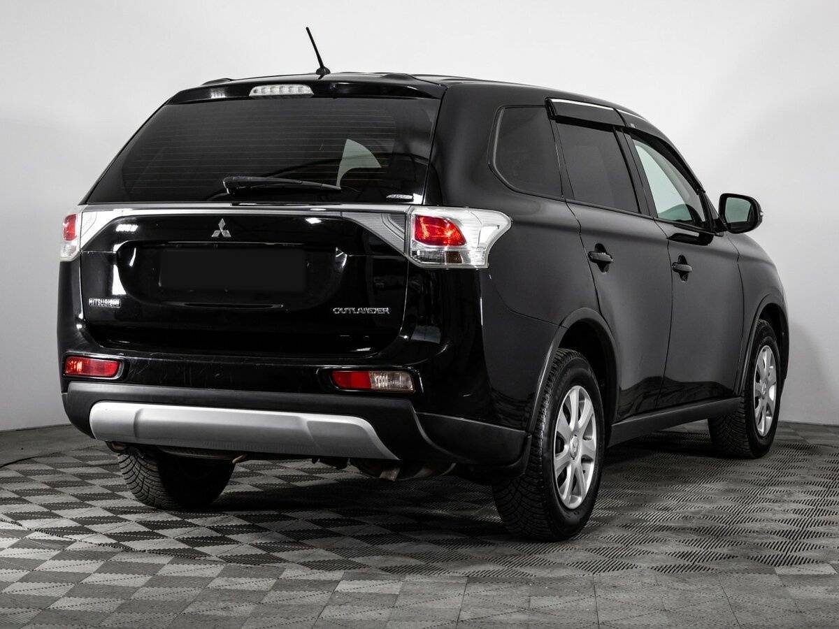 Mitsubishi Outlander с пробегом — 2014 год. Фото: #3