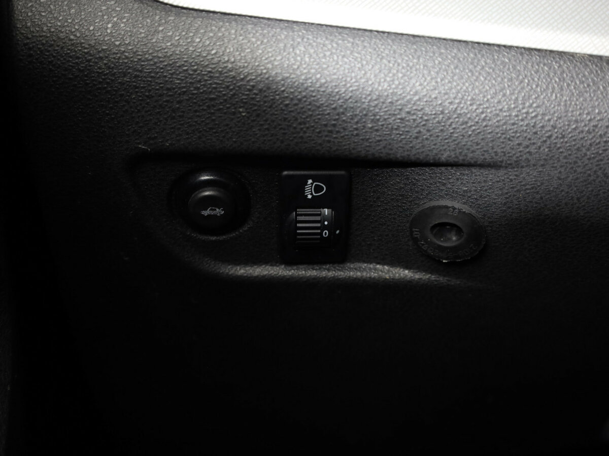 Lada (ВАЗ) Vesta с пробегом — 2017 год. Фото: #15