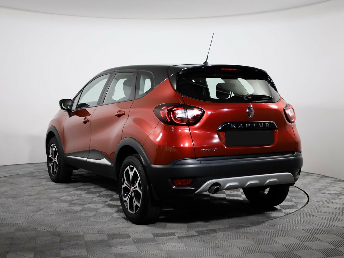Renault Kaptur с пробегом — 2018 год. Фото: #2