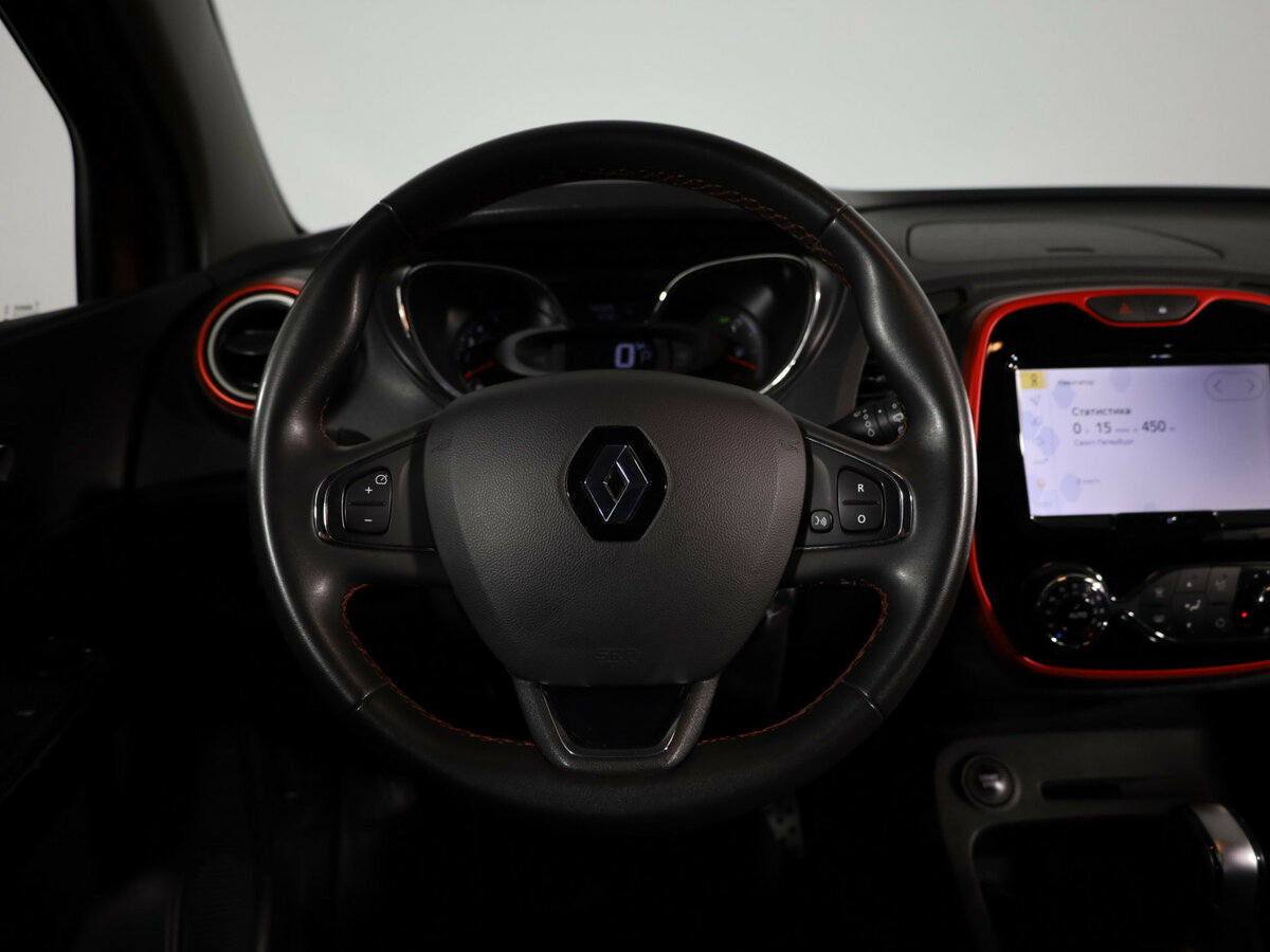 Renault Kaptur с пробегом — 2018 год. Фото: #10