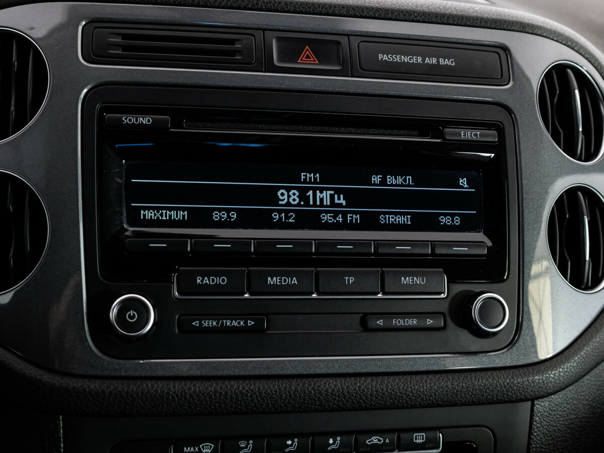 Volkswagen Tiguan с пробегом — 2012 год. Фото: #11