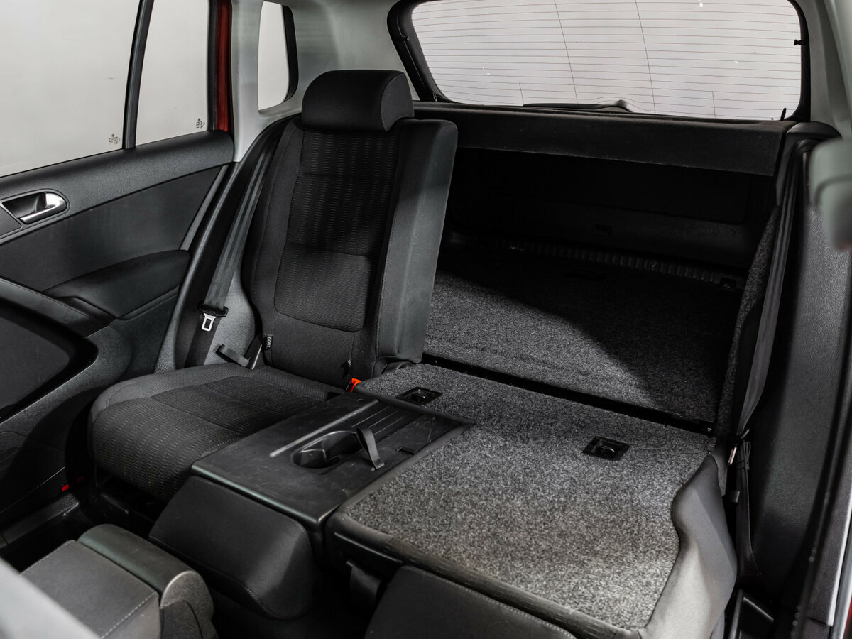 Volkswagen Tiguan с пробегом — 2012 год. Фото: #16