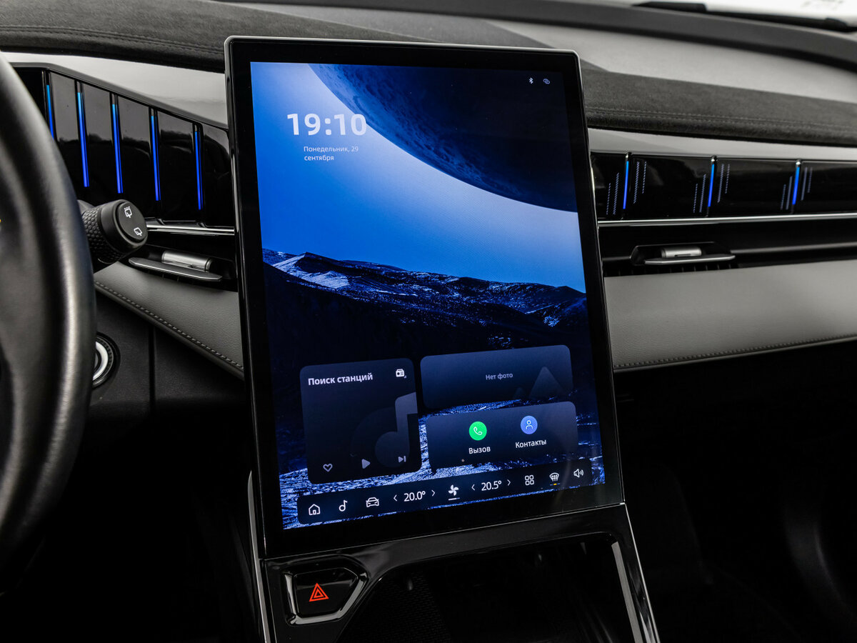 Geely Atlas с пробегом — 2023 год. Фото: #11