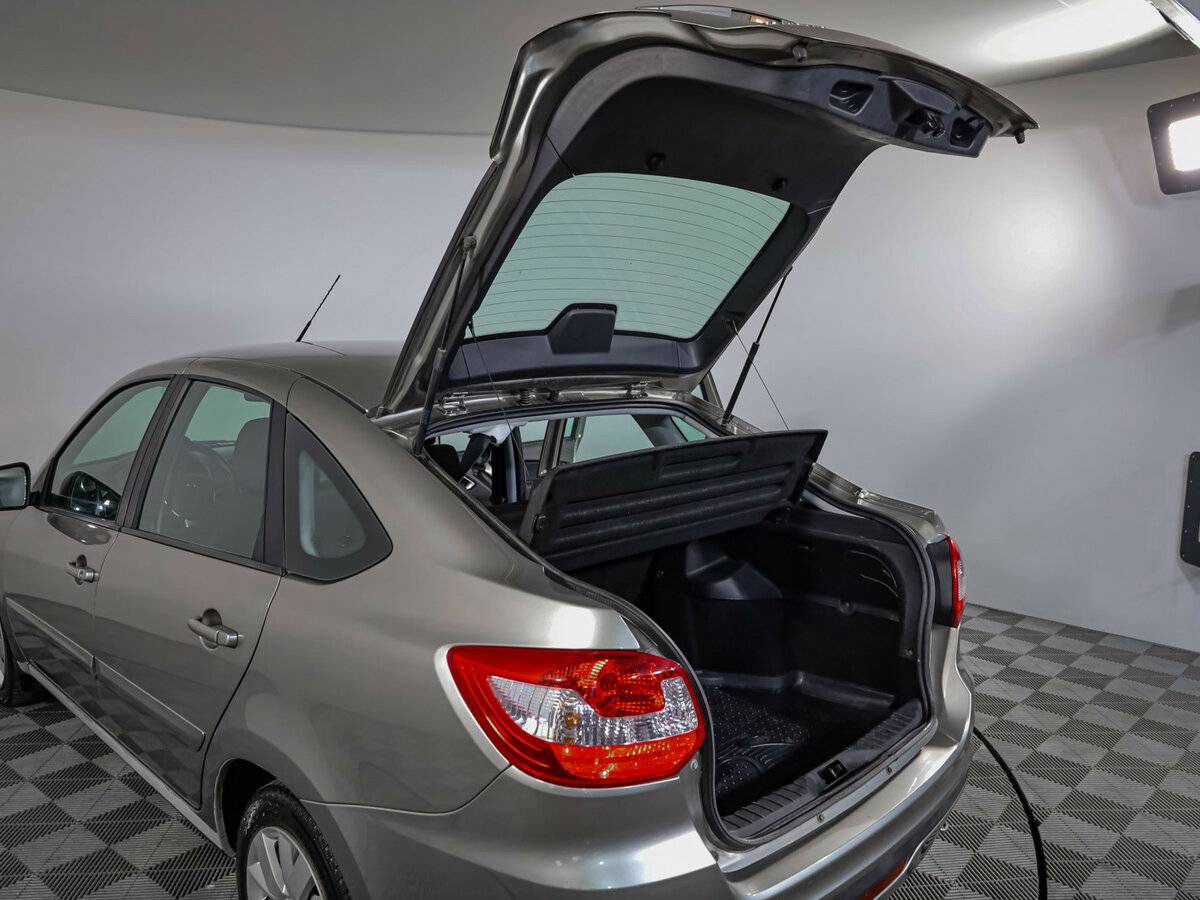 Lada (ВАЗ) Granta с пробегом — 2020 год. Фото: #22