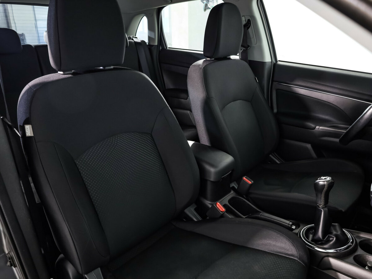 Mitsubishi ASX с пробегом — 2014 год. Фото: #14