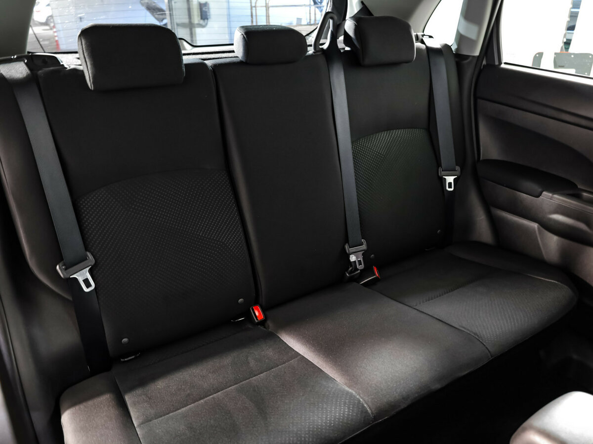 Mitsubishi ASX с пробегом — 2014 год. Фото: #16