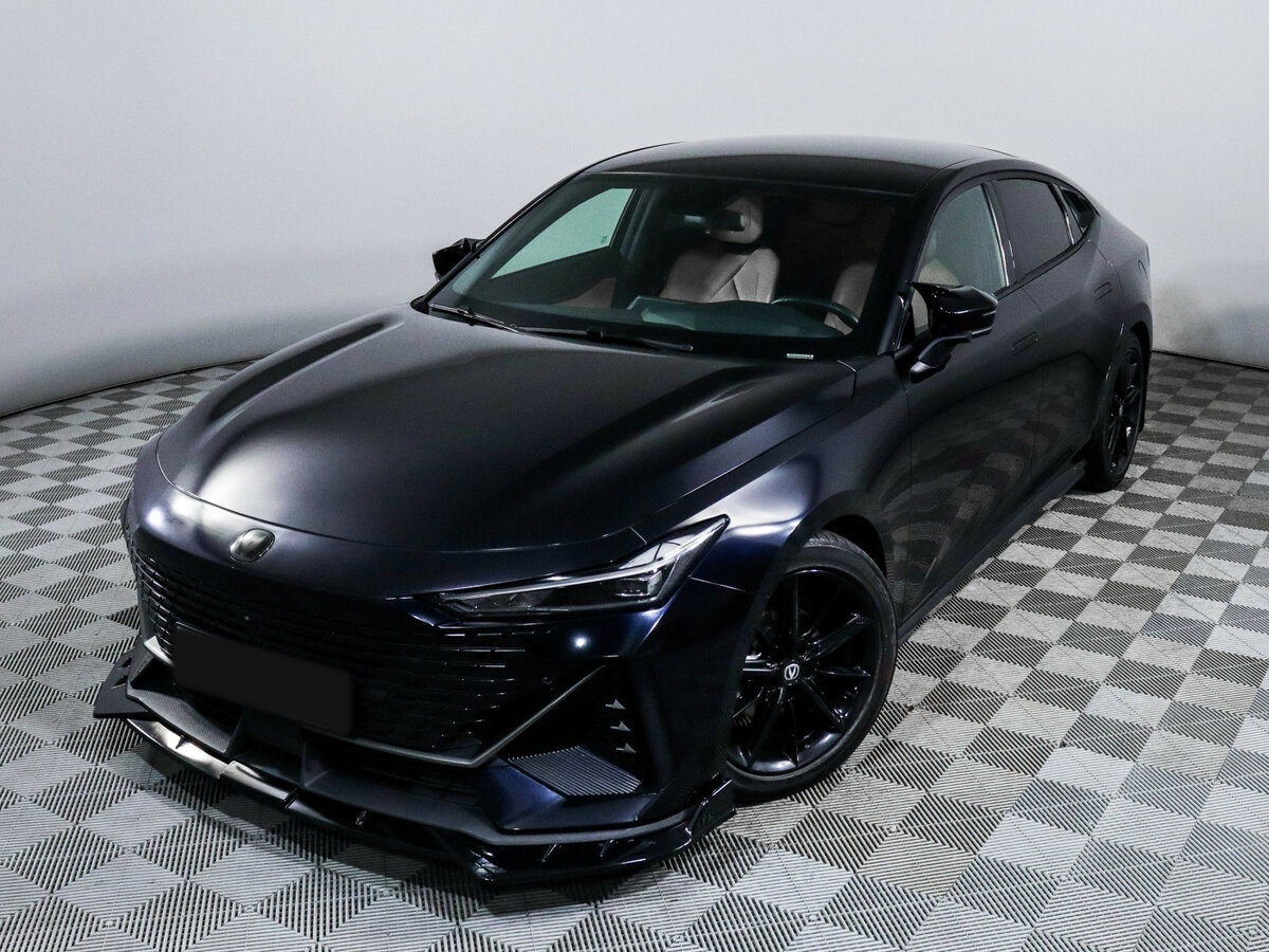 Changan UNI-V с пробегом — 2023 год. Фото: #12