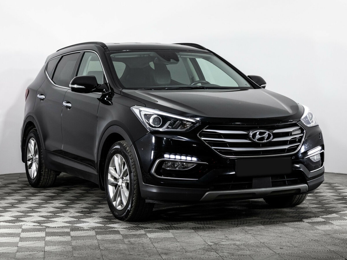 Hyundai Santa Fe с пробегом — 2018 год. Фото: #2