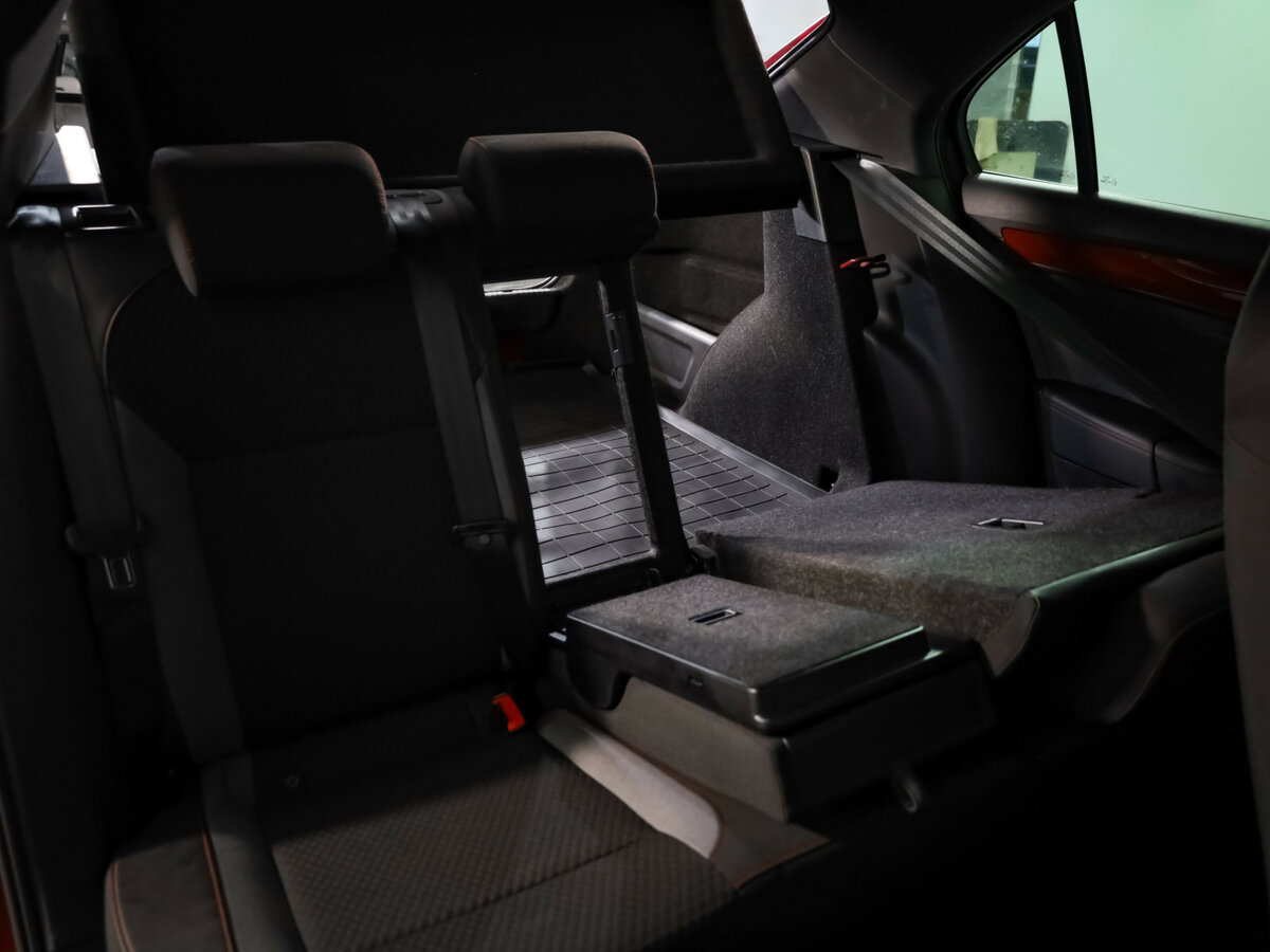 Volkswagen Polo с пробегом — 2021 год. Фото: #22