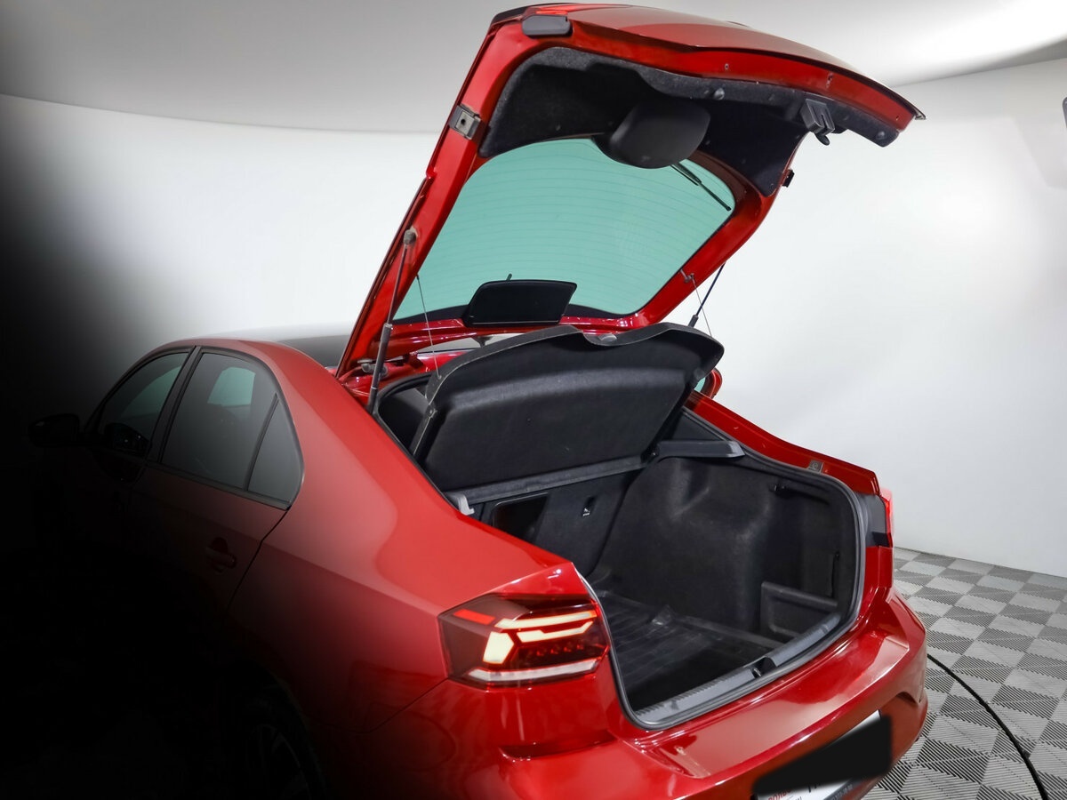 Volkswagen Polo с пробегом — 2021 год. Фото: #24