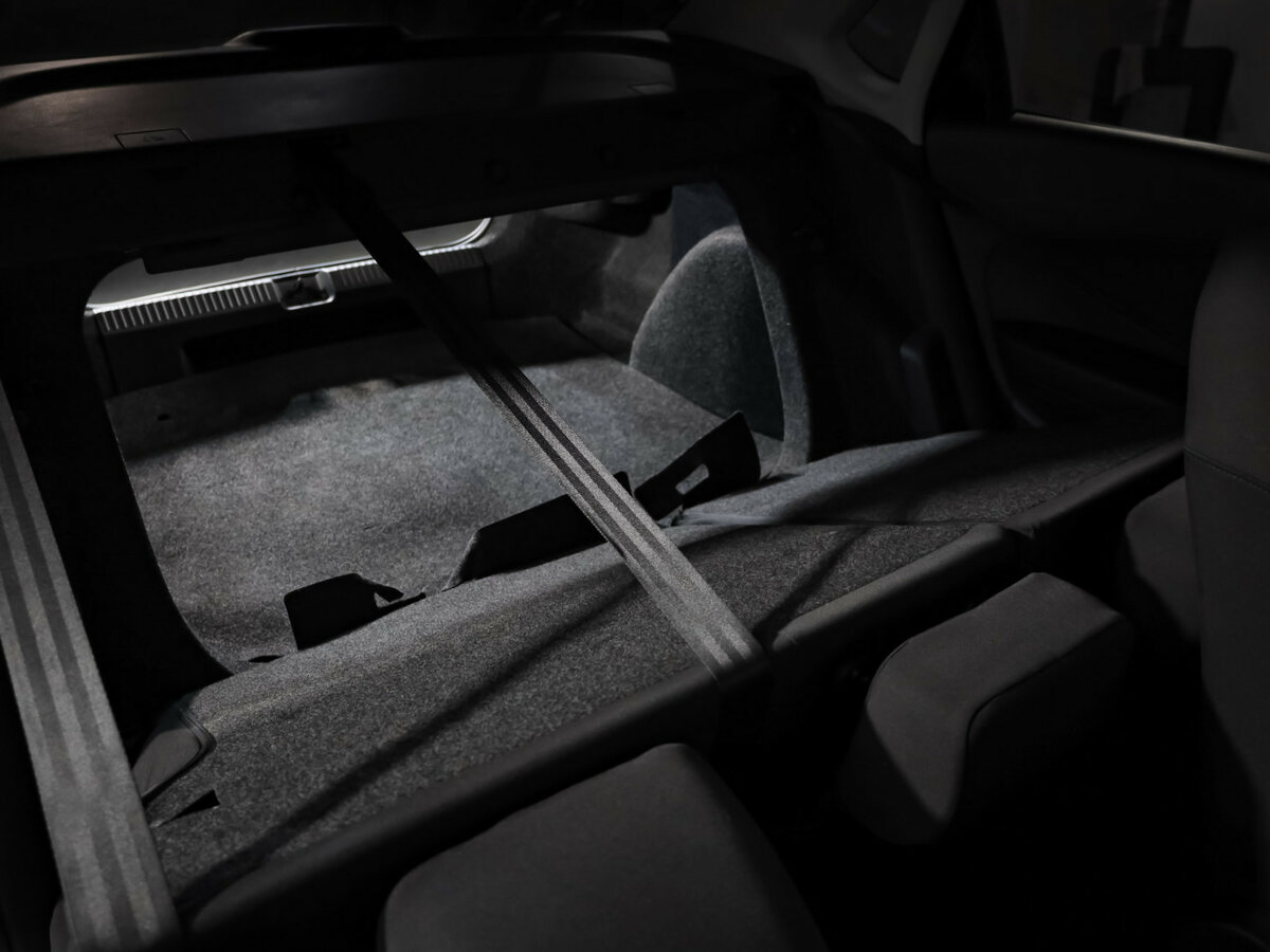 Volkswagen Polo с пробегом — 2013 год. Фото: #17