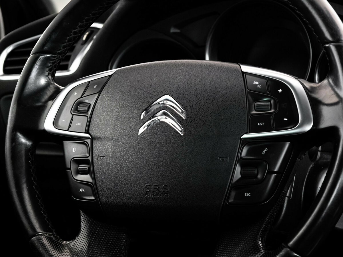 Citroen C4 с пробегом — 2012 год. Фото: #8