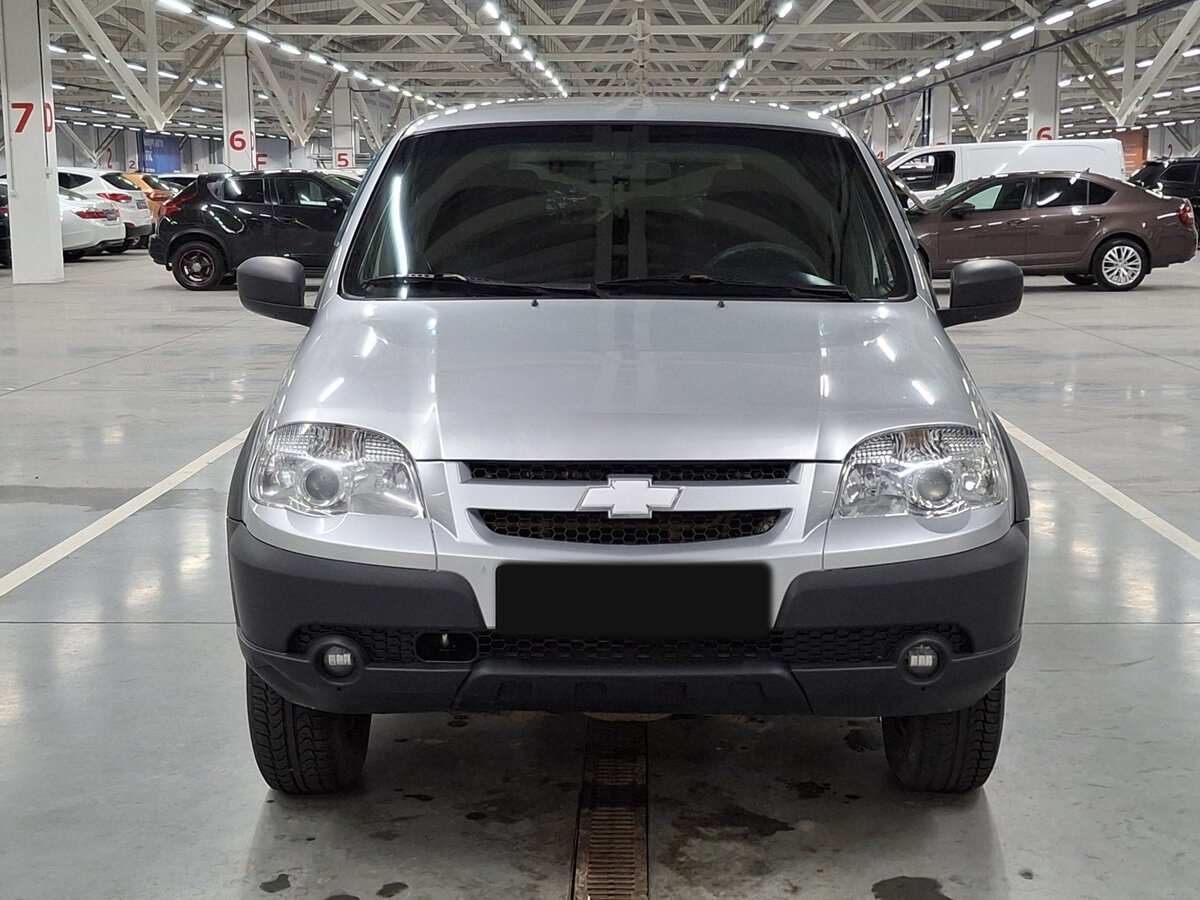 Chevrolet Niva с пробегом — 2018 год. Фото: #1