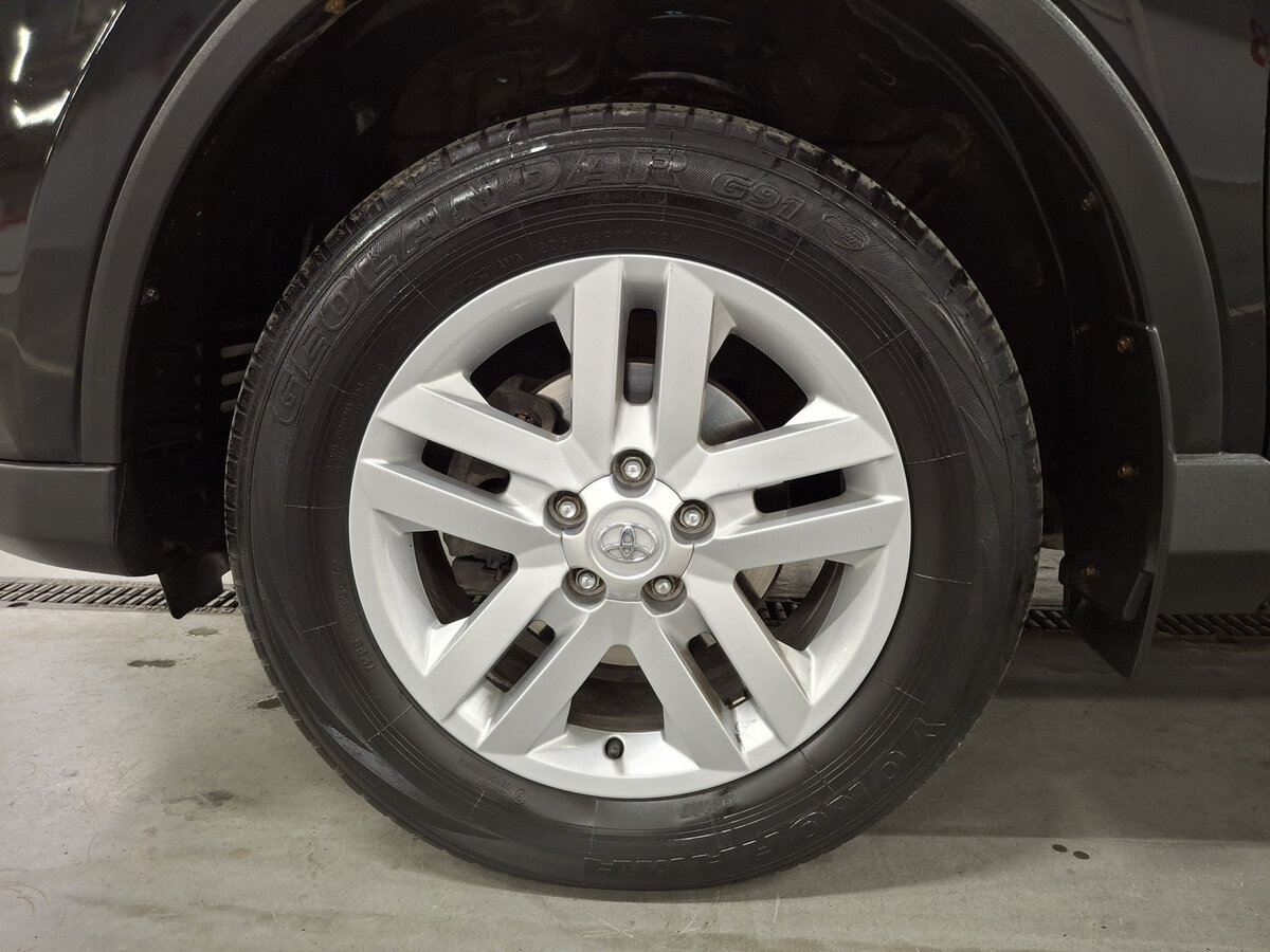 Toyota RAV4 с пробегом — 2019 год. Фото: #17