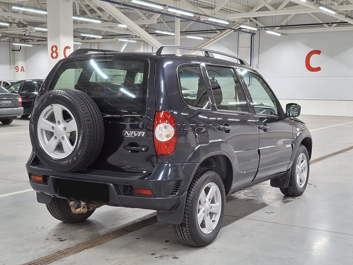 Chevrolet Niva с пробегом — 2017 год. Фото: #4