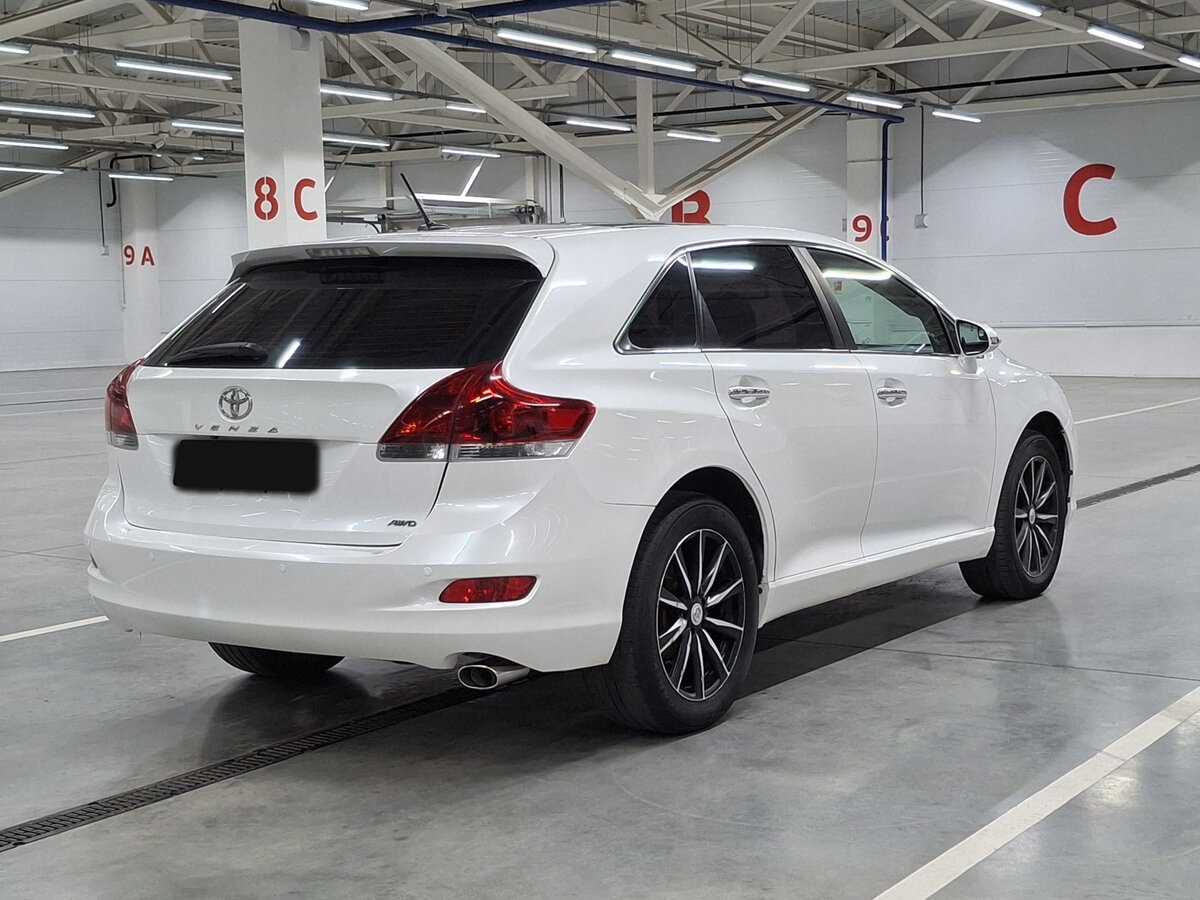 Toyota Venza с пробегом — 2014 год. Фото: #4