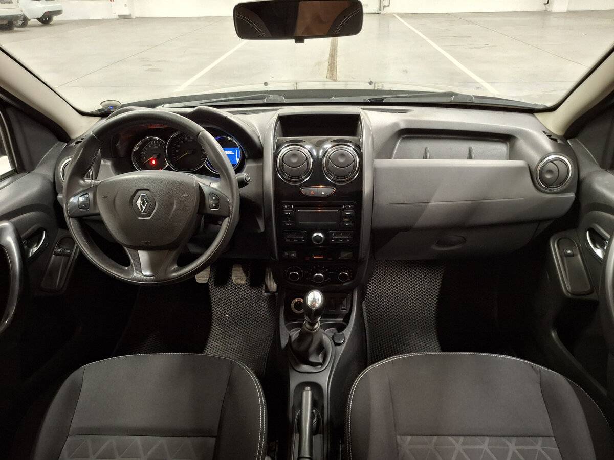 Renault Duster с пробегом — 2016 год. Фото: #13