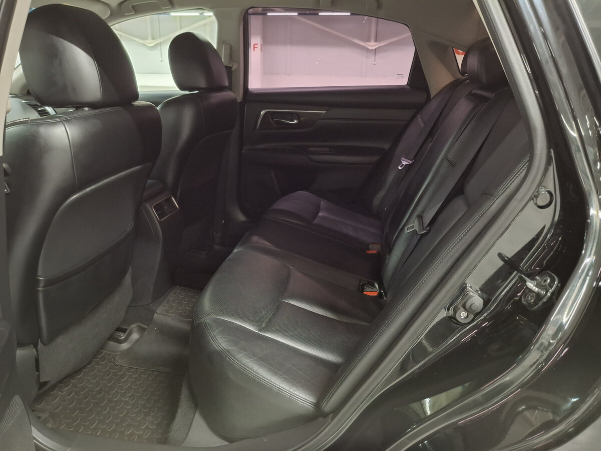 Nissan Teana с пробегом — 2015 год. Фото: #11