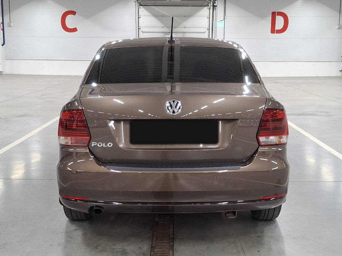 Volkswagen Polo с пробегом — 2018 год. Фото: #5
