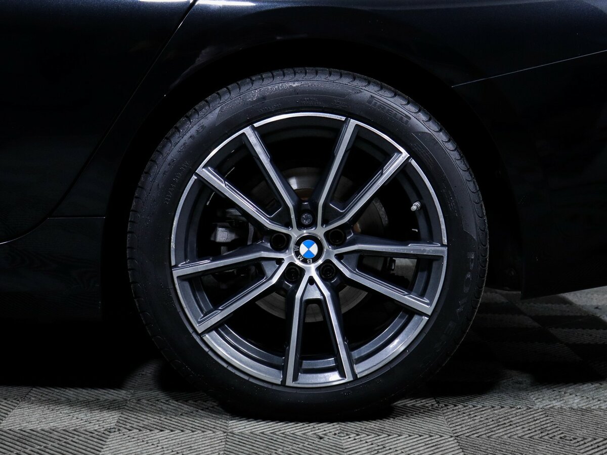BMW 3 серии с пробегом — 2021 год. Фото: #11