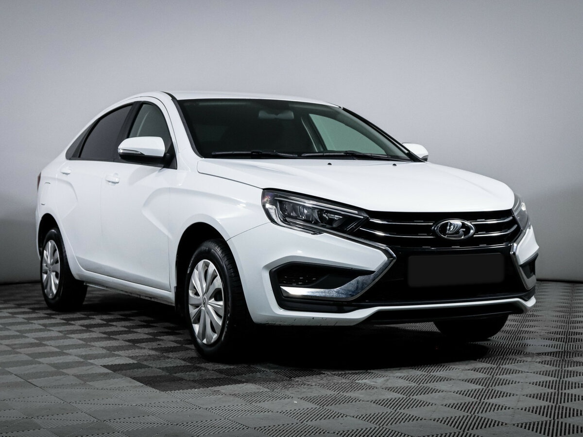 Lada (ВАЗ) Vesta с пробегом — 2023 год. Фото: #2