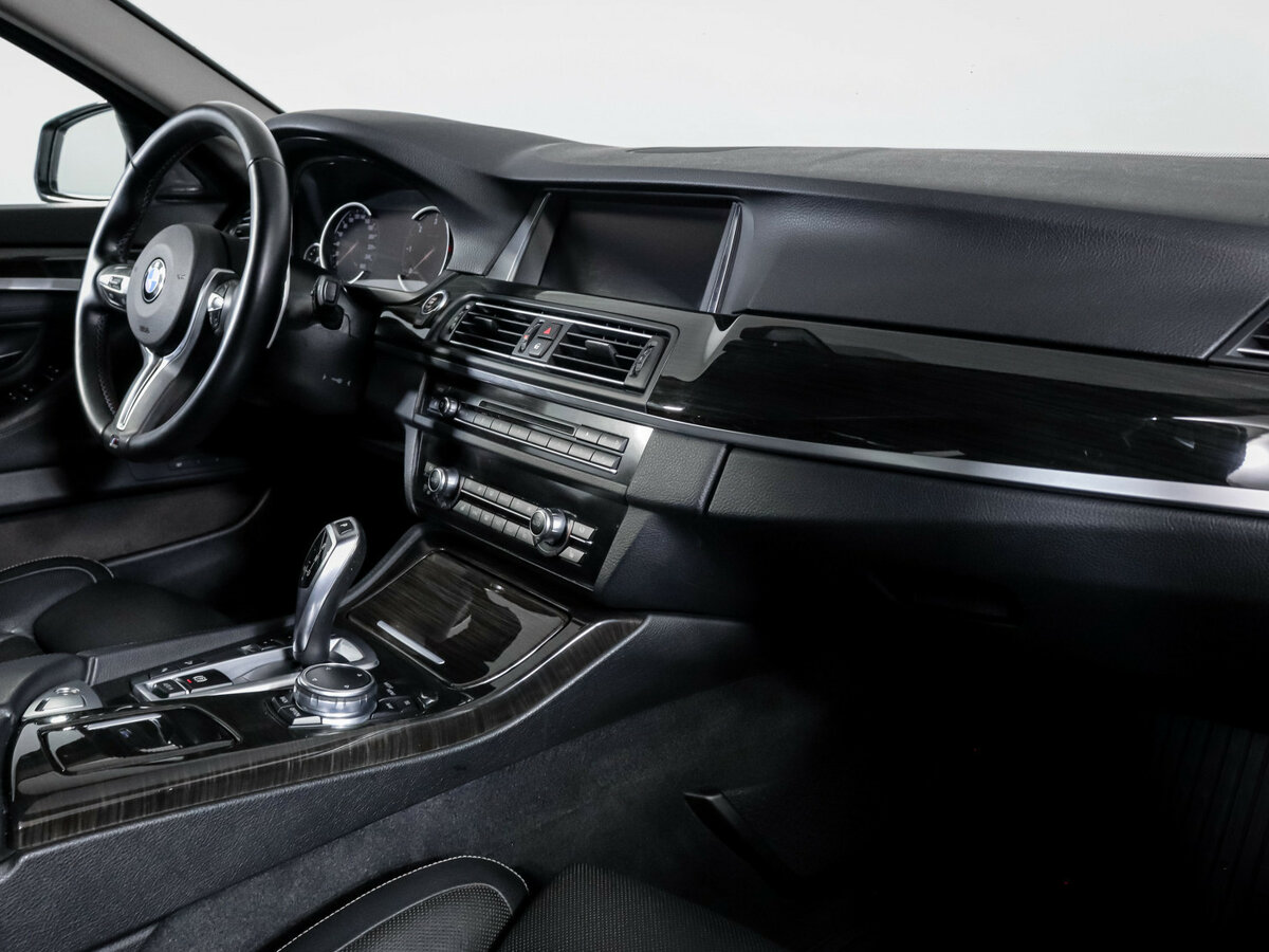 BMW 5 серии с пробегом — 2016 год. Фото: #6