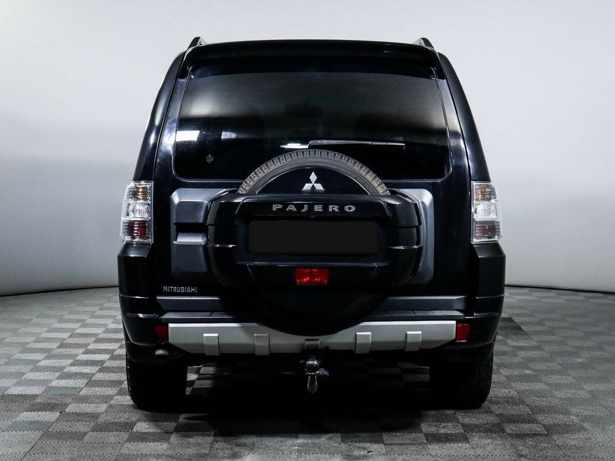 Mitsubishi Pajero с пробегом — 2012 год. Фото: #4