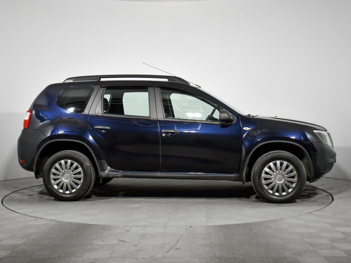 Nissan Terrano с пробегом — 2015 год. Фото: #3