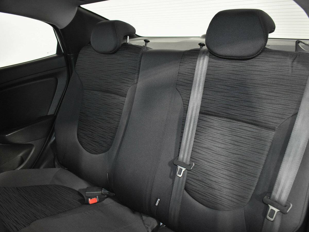 Hyundai Solaris с пробегом — 2016 год. Фото: #8