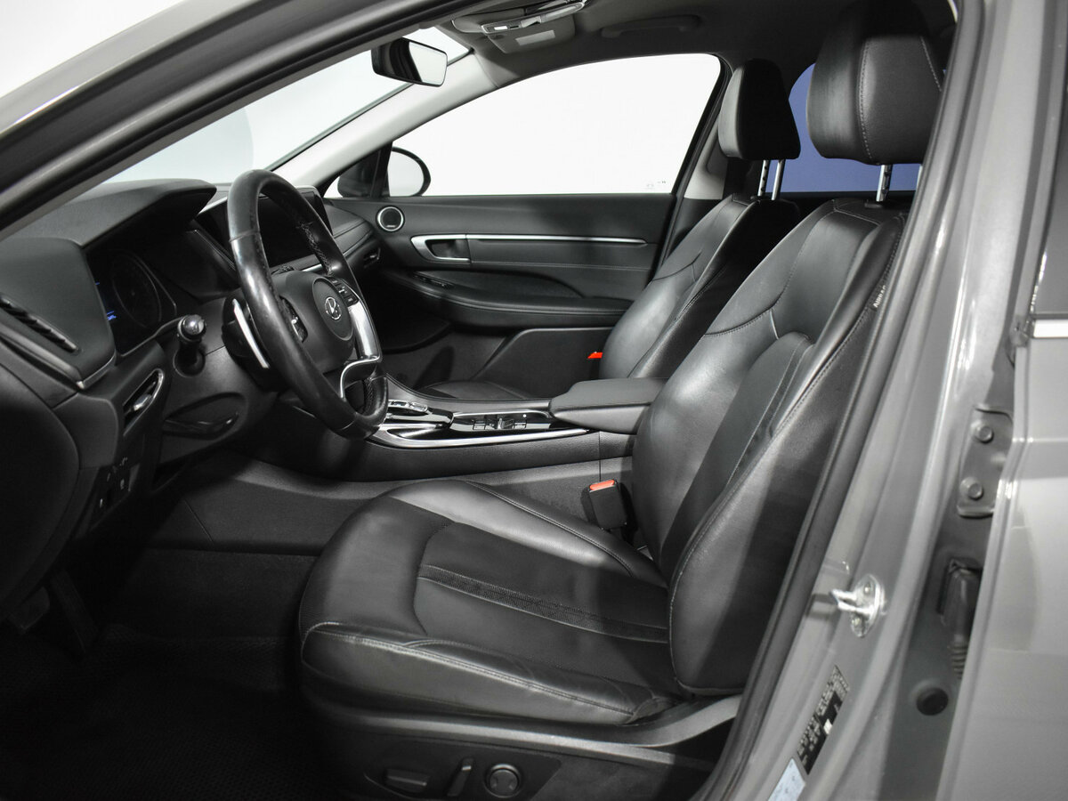 Hyundai Sonata с пробегом — 2020 год. Фото: #5